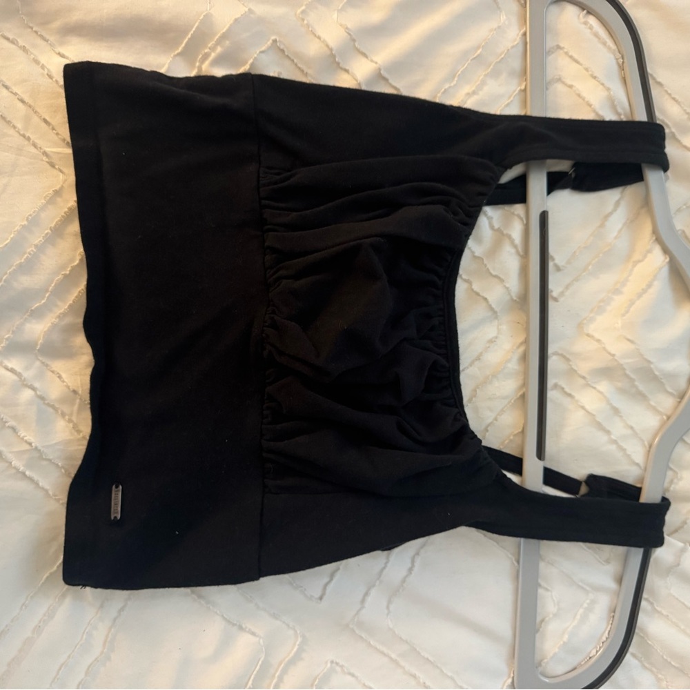 Hollister Black Must-Have Collection Top